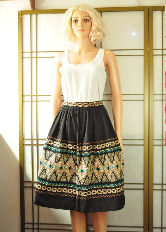 Womens Vintage Skirt Southwest Style Embroidered … - image 1