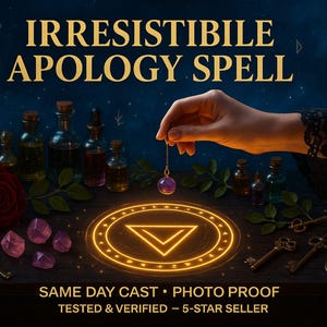 Pode incluir: Imagem com o texto "IRRESISTIBILE APOLOGY SPELL". A imagem apresenta uma mão segurando um pêndulo, velas, frascos, cristais, chaves e um símbolo brilhante. O fundo é uma noite estrelada.