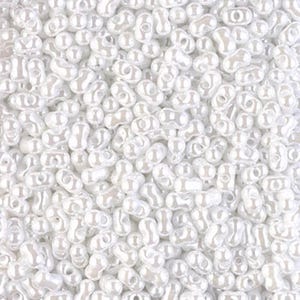 BB-420, Perla Bianca Ceylon, 10 g, Perline color bacca/farfalla/arachide, 2,5 x 4,5 mm (far56)
