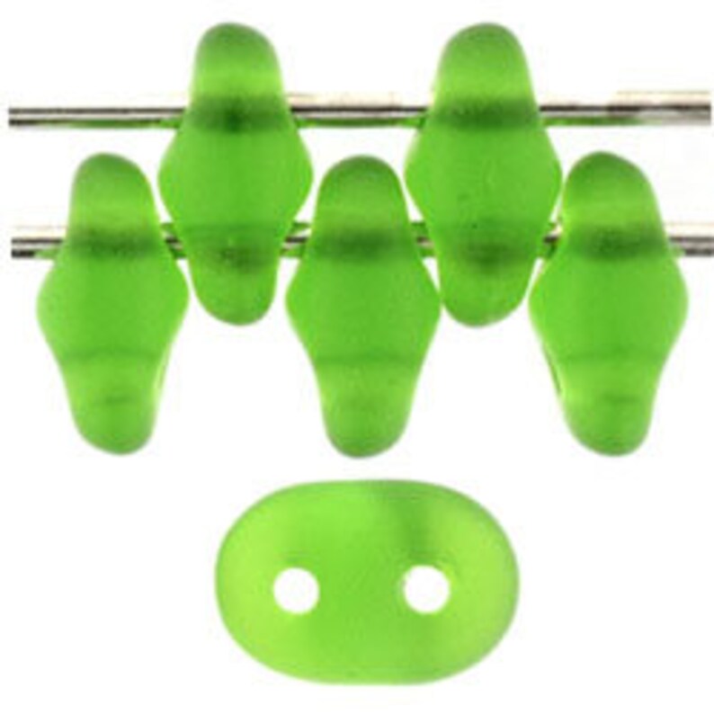 M5005, MATTE CHRYSOLITE, Superduo, 2 hole, 2.5x5mm green sd-35 Kumihimo lime Beadweaving,