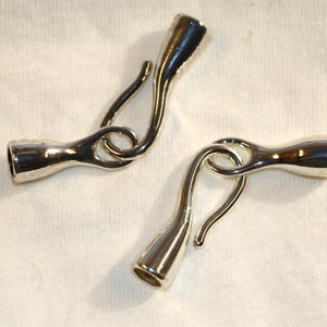 Hook and Eye Closure, Silver Plated, 26x21mm, ID 5mm, Glue In, Nickel Free, EU Compliant, Kumihimo, Beading, Beadweaving, Braiding, (clas2)
