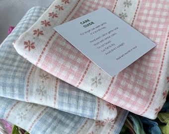 Vintage Floral Double Gauze Handkerchief | Soft Cotton Tea Napkin (Gift Box Included)