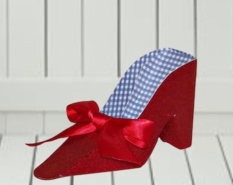 Glitter Paper Shoe Favor Box: Wizard of Oz Red Gingham, 5.75"