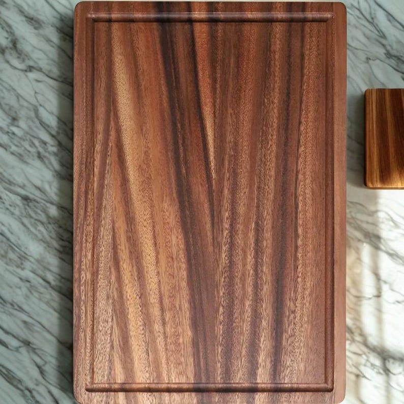 LycoWorks Acacia Wood Cutting Board