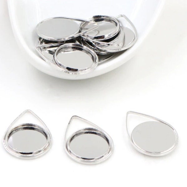 10 pcs. Silver Tone Pendant Circle Posts Settings Bezels Tray Cabochons - 12mm Glue Pad Setting - Teardrop