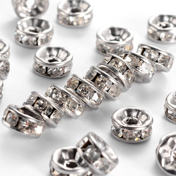 20 pièces Perles intercalaires rondes en acier inoxydable 316 avec strass transparents - Ton argent - 8 mm x 4 mm - Dimension du trou : 2 mm - Bords droits