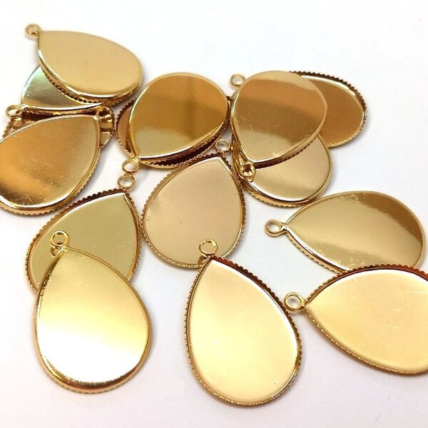 10 pcs. Golden Teardrop Bezel Cabochon Pendant Tags Trays - 14mm x 10mm Glue Pad - Setting - 14x10mm - 10x14mm