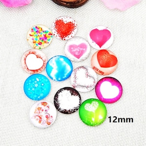10 pcs Assortiment de Circle Heart Glass Round Dome Seals Tiles Cabochons - 12mm - Set 2