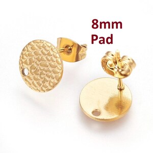 10 pcs. (5 pairs) 304 Stainless Steel Golden Earring Posts/Bases/Studs/Settings - 8mm Diameter - Hole Size: 1mm - TEXTURED - Style D