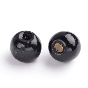 200 pcs Black Wooden Wood Round Spacer Beads - 8mm (0.32") - Hole Size: 2.5mm - Glossy