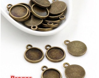 10 pcs. Antique Bronze Circle Round Bezel Cabochon Pendant Tags Trays - 12mm Glue Pad - Hole Size: 1.8mm