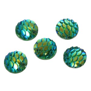 5 piezas sirena escamas de pescado resina tallada embellecemiento Cabujón verde AB - 12 mm (1/2 in)