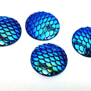 5 pcs Mermaid Fish Scales Resin Carved Embellishment Cabochons Blue Green - 25mm (1 in)