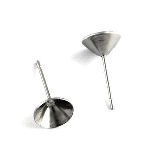 10 pcs. (5 pairs) 304 Stainless Steel Earring Cone Posts Settings Studs - 15mm x 8mm -  Hypoallergenic! - Great for 8mm Cone Rhinestones!