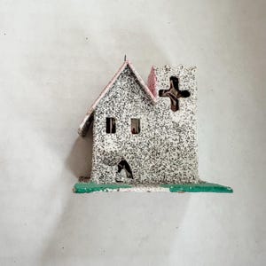 Adorno navideño de iglesia Putz de cartón en miniatura, fabricado en Japón