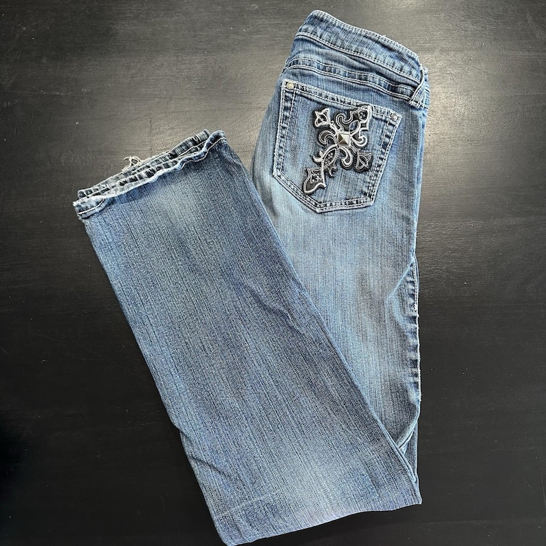 Wrangler Rock 47 Jeans Damen 9 / 10x34 Bootcut Low Rise verschönern Cowgirl LESEN Bild 4