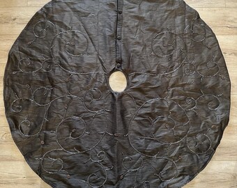 Dark Brown Christmas Tree Skirt Beaded Swirl Vine Pattern Chiffon India 52"