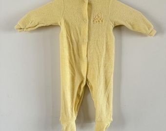 VTG 90s Carters One Piece Sleeper Pajama Terry Cloth Yellow Giraffe 0-3 Mos Snap