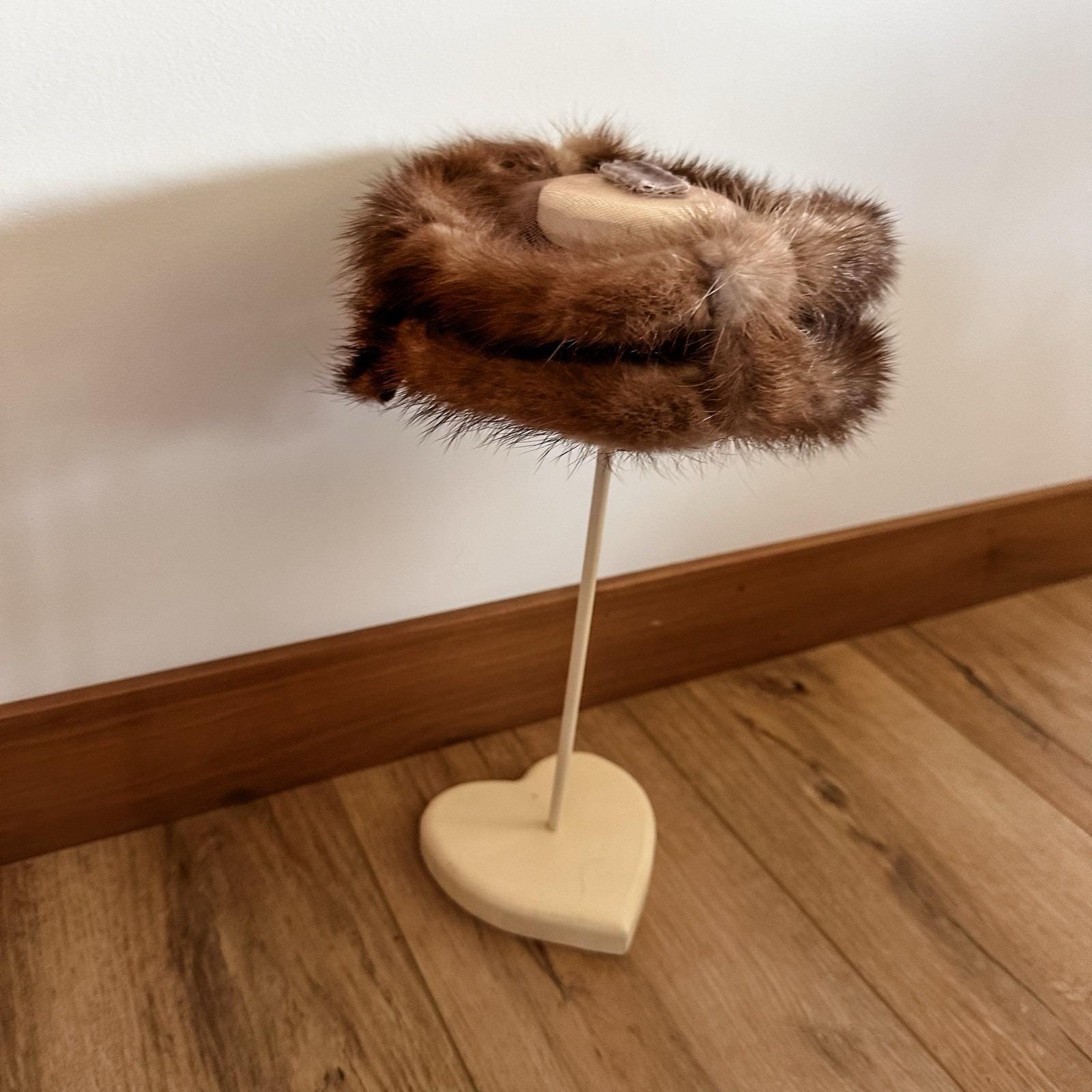 VTG 50\'s Women\'s‎ Mink Fur Net Hat Fascinator Hair Piece Brown Winter Hat or fascinator, which one are you accessorizing with today? main image 2