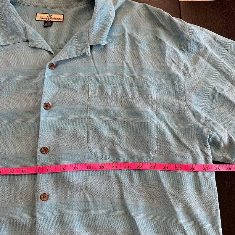 Camisa Tommy Bahama de seda con botones, color verde mar y azul, texturizada, ideal para vacaciones de verano, talla 2XL. imagen 9