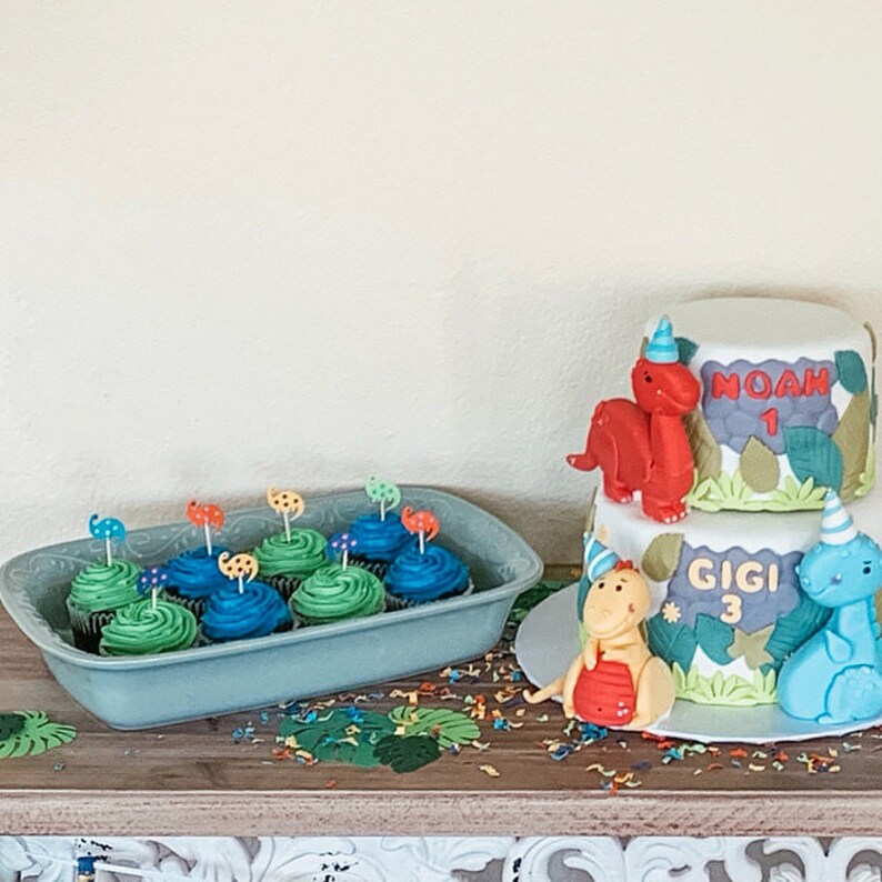 24 Dinosaur Party Picks Cupcake Toppers Toothpicks Food Picks image 5