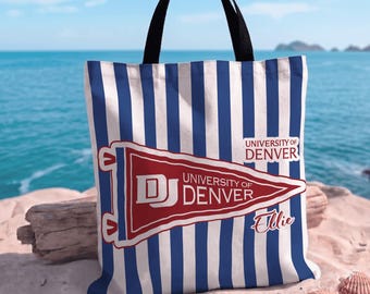 Bolso de mano personalizado con banderín universitario, bolso de mano bordado con el espíritu escolar, regalo personalizado para el equipo universitario, bolso a rayas para estudiantes de último año.