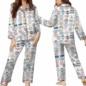 Travel Print Pajama Set for Women – Button-Up Short Sleeve Pajamas with Shorts, Cute Vacation Lounge Sleepwear Gift bild 3