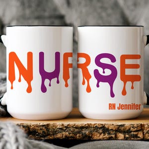 Taza de enfermera personalizada de Halloween, divertida taza de enfermera con letras goteantes, regalo de café personalizado con nombre de enfermera, taza de enfermera espeluznante para ella, taza de otoño 2025