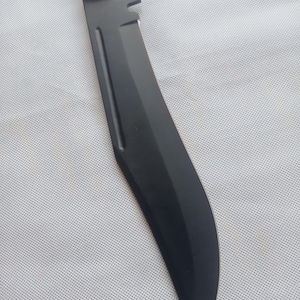 custom handmade hunting Bowie knife full tang carbon steel blade resin handle powder coated blade Sharp edge camping survival outdoor