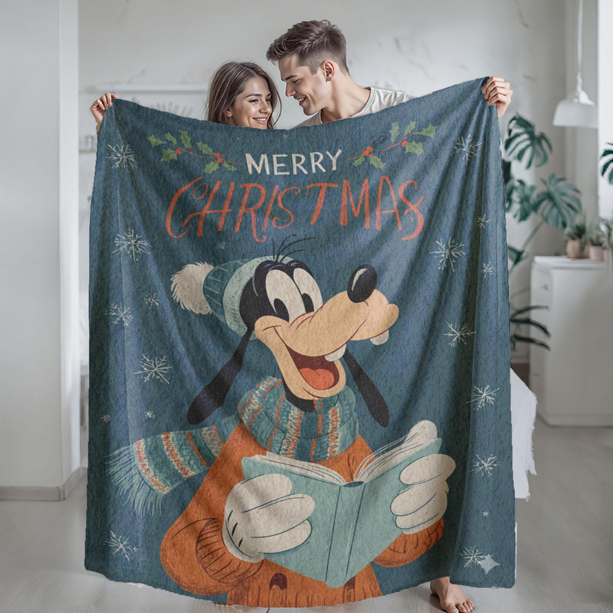 Discover Minky Fleece Blanket with Christmas Dog Print, Cozy Holiday Throw for Couples and Kids