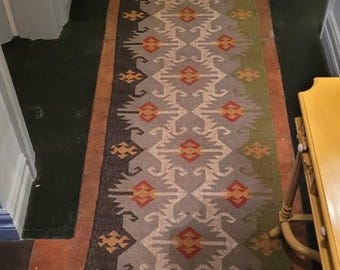 Handwoven Wool Jute Kilim Rug: Traditional Indian Dhurrie