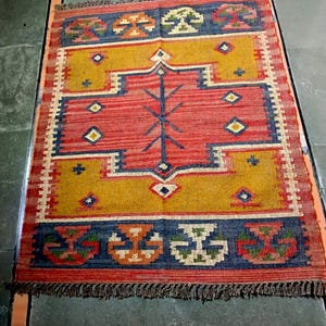 Roter Teppich aus Peru - Handgefertigter Vintage Kelim Teppich Läufer - Indisch Marokkanisch Fusion Dhurrie - Roter Jaipur Teppichläufer