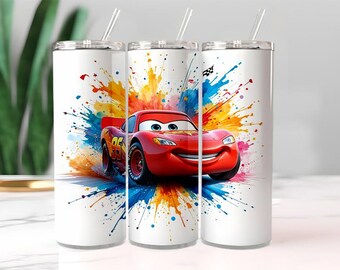 Geanimeerde raceautobeker, cartoon rode racebeker, verjaardagscadeau voor kinderen, geïsoleerde reismok