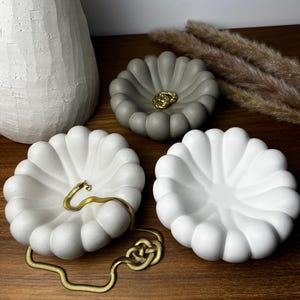 Tray, Interior decoration, Jewelry holder, Empty pocket, Jesmonite tray, Minimalist, Handmade decoration