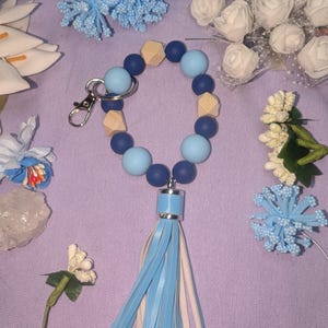 coastal charm wristlet
