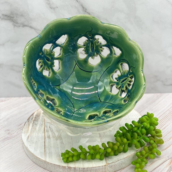 Handmade Ceramic Fruit Colander, Strainer Bowl Set, Kitchen Display Decor, Farmhouse Fruit Holder, Handcrafted Pottery