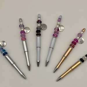 Farbenfroher Upcycling Affirmationsstift - stärkt das Selbstvertrauen und die psychische Gesundheit, Anhängerwahl, positive Vibes, ideal zum Verschenken