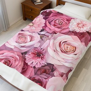 Floral Velveteen Blanket - Cozy Throw for Home Decor, Gift for Her, Boho Decor, Birthday, Valentines Day, Homewarming