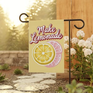 Retro Lemon Garden Banner - Pink Yellow &quot;Make Lemonade&quot; Sign | 1950s Vibes Yard Decor | Summer Outdoor Lemonade Stand Flag