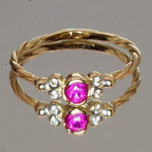 14ct Yellow Gold Ruby & Diamond Stacking Ring Hallmark UK Size P Pre Owned 419
