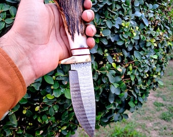 Real Damascus Steel Custom Handmade Hunting Knife with Leather Sheath