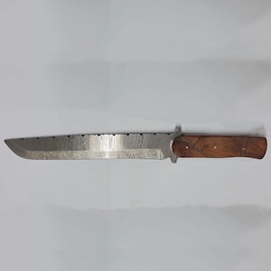 Damascus Steel Hunting Knife: Handmade Patterned Blade, Rosewood Handle, Leather Sheath