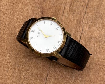 GUCCI 3300 M ゴールド ヴィンテージ スイス製 腕時計 クォーツ - Etsy
