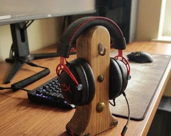 Handcrafted Pine Headphone Stand – Desk Organizer, Gaming Headset Display