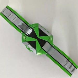 Omnitrix Ben 10  Touch V.1 Watch (Rare Item)