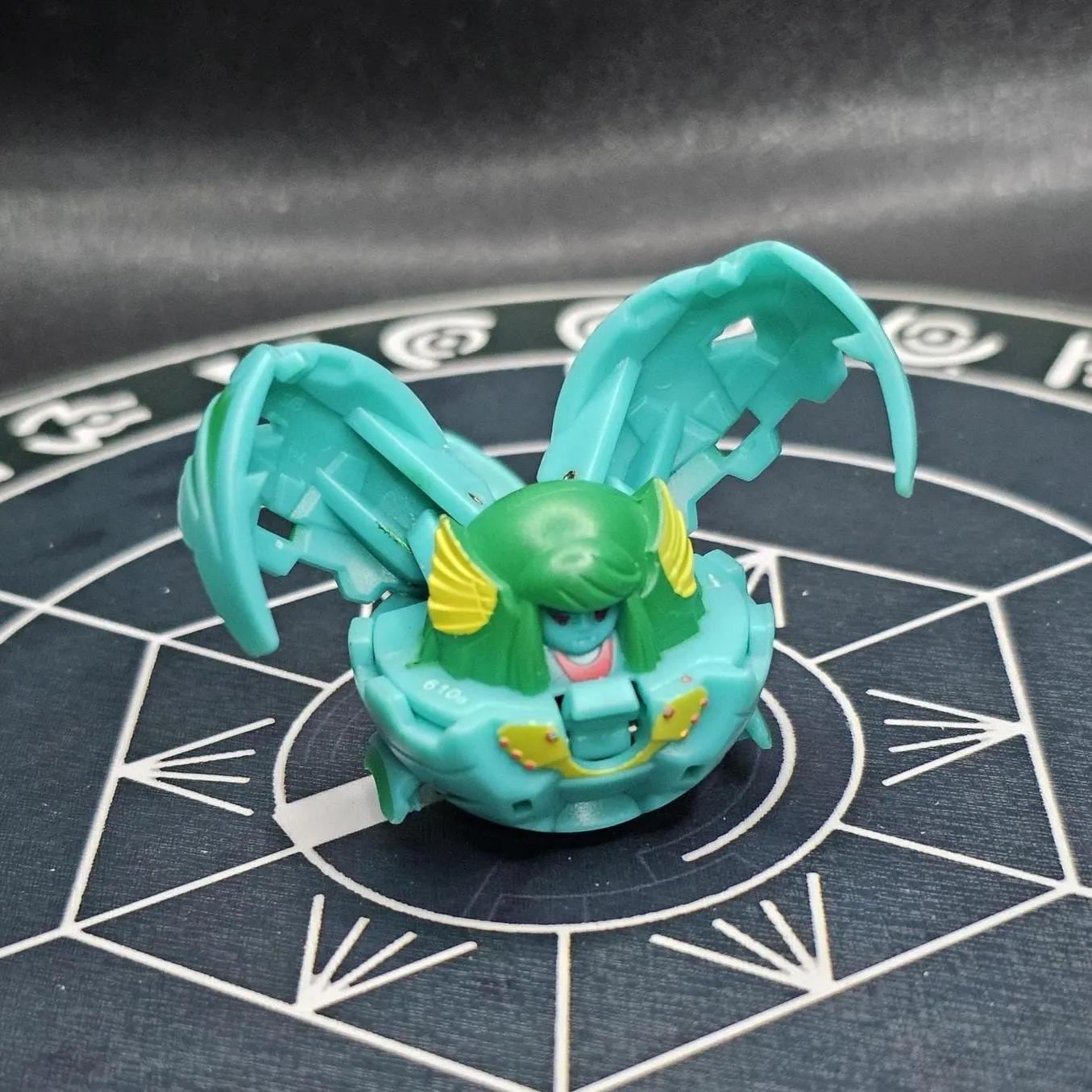 Bakugan B2 Combat Set Ventus Plitheon & Vilantor Gear Bakugan B2 Combat Set Ventus Plitheon & Vilantor Gear