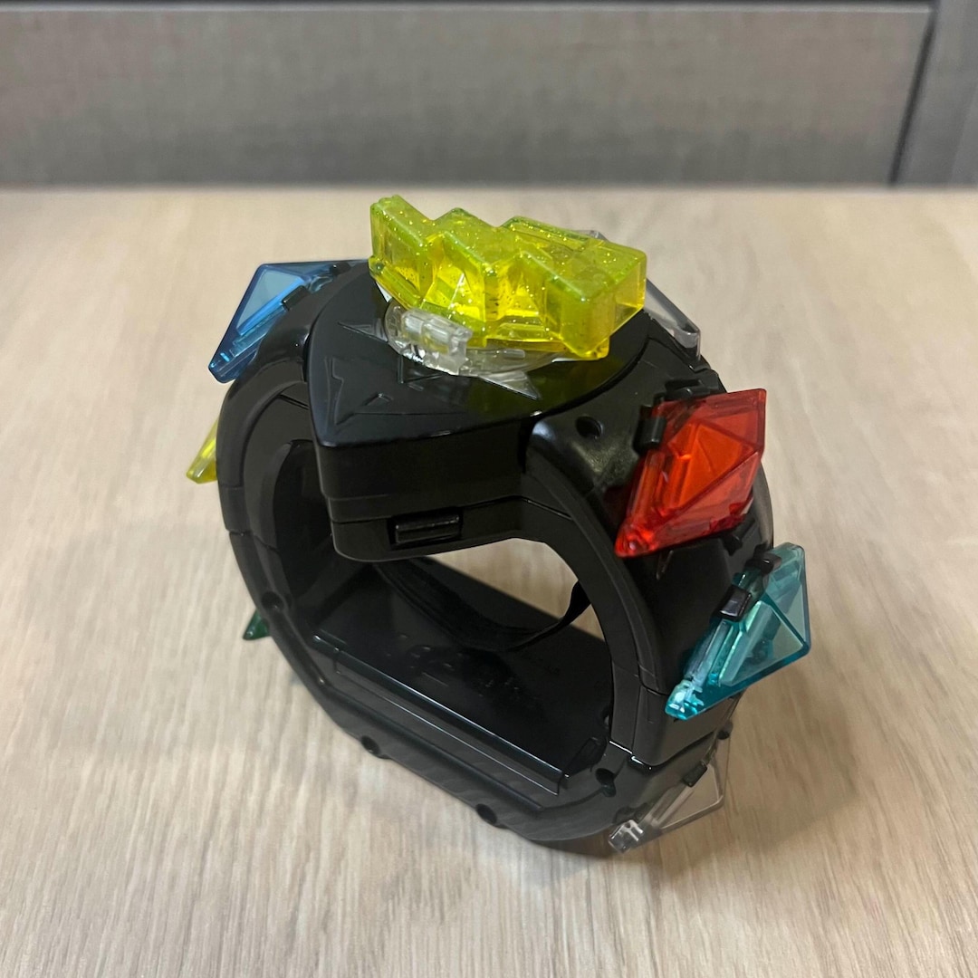 トイリング Pokemon Z Power Ring (random Z-crystal) Takara Tomy - Etsy