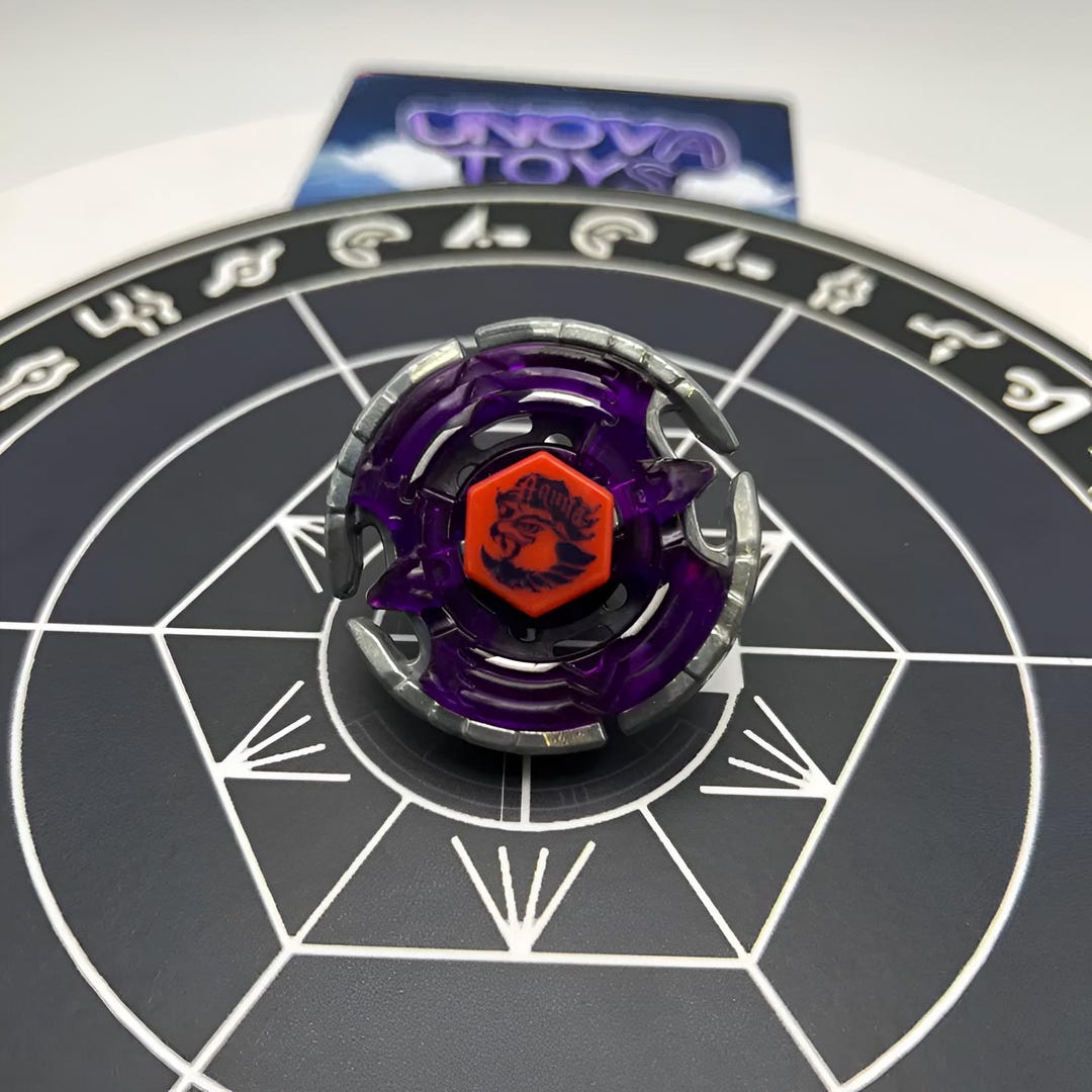 Beyblade Aquila Earth Eagle 145WD Metal Fusion Beyblade Tomy