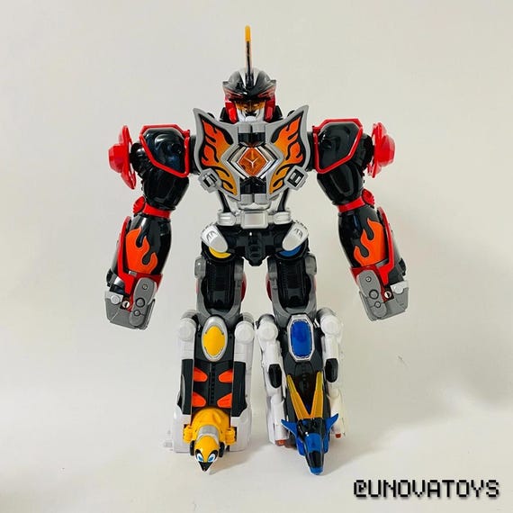 Jungle Master Megazord - DX Geki Fire Powerranger Jungle Fury