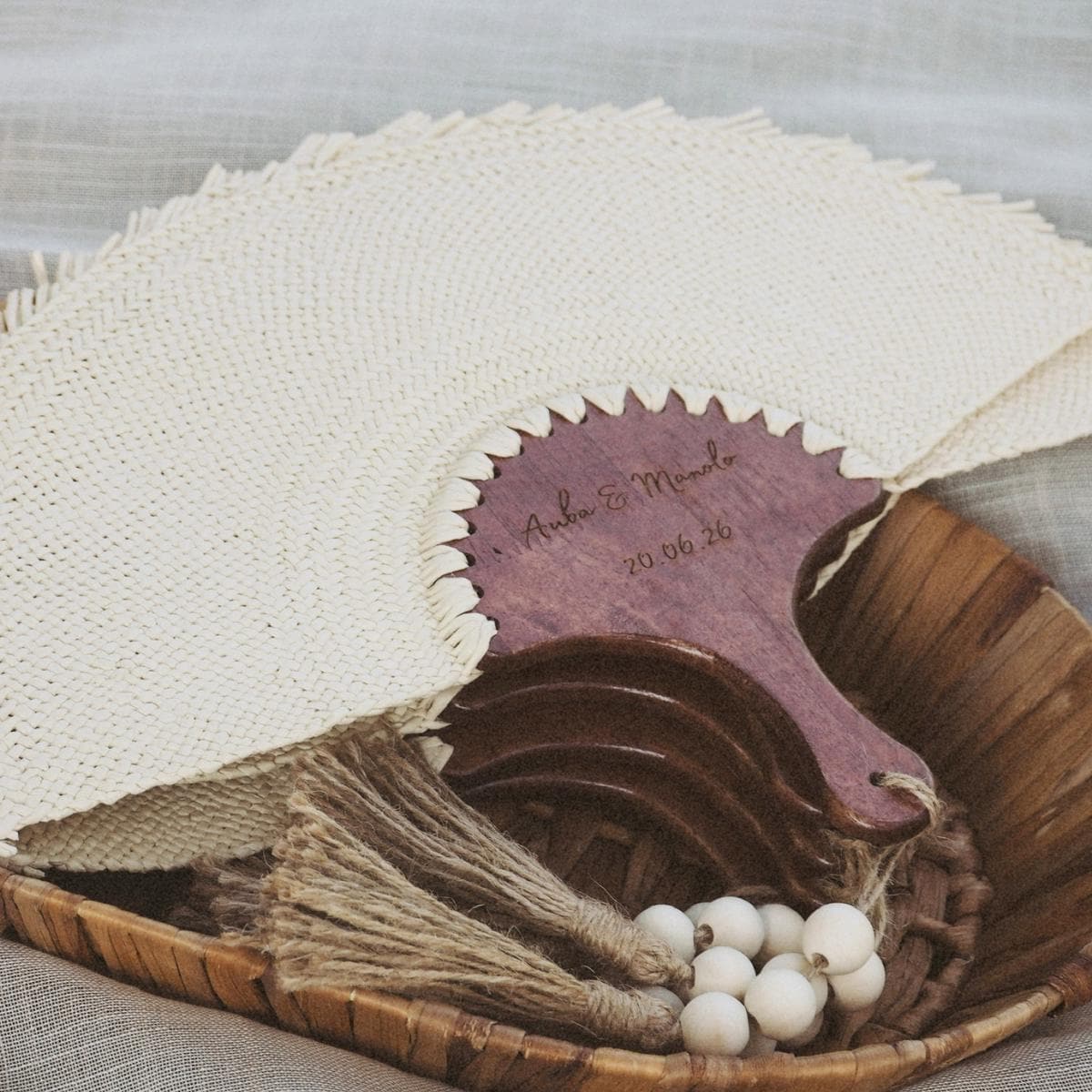 Personalized Alma Hand Fans - Bulk Wedding Favors & Event Accessories (50+ Units)